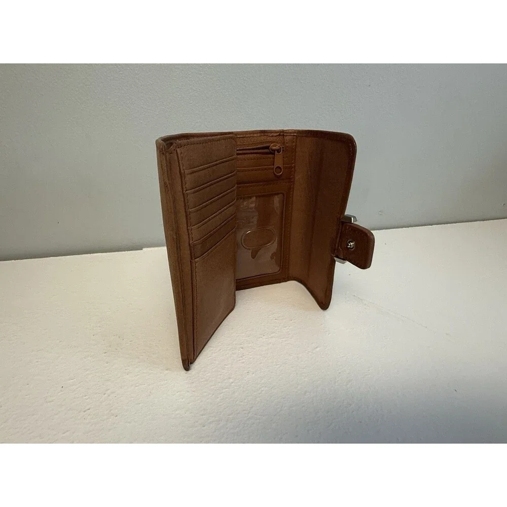 Pelle Studio Brown Leather Trifold Wallet Organizer Snap Zipper Pocket Compact